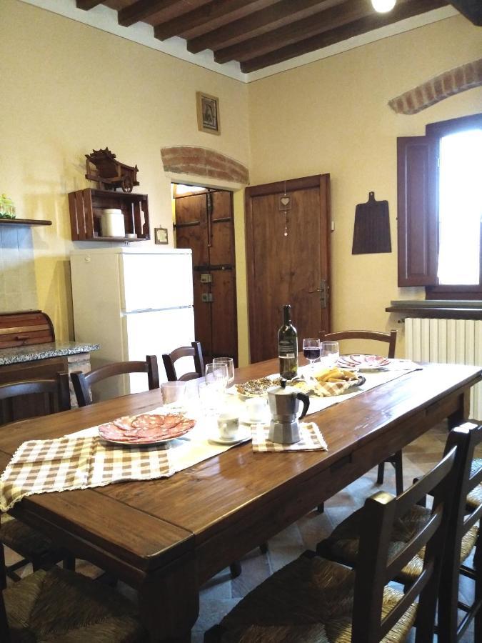 Podere Il Leccione Palaia Kültér fotó