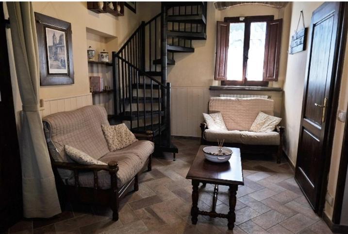 Podere Il Leccione Palaia Kültér fotó
