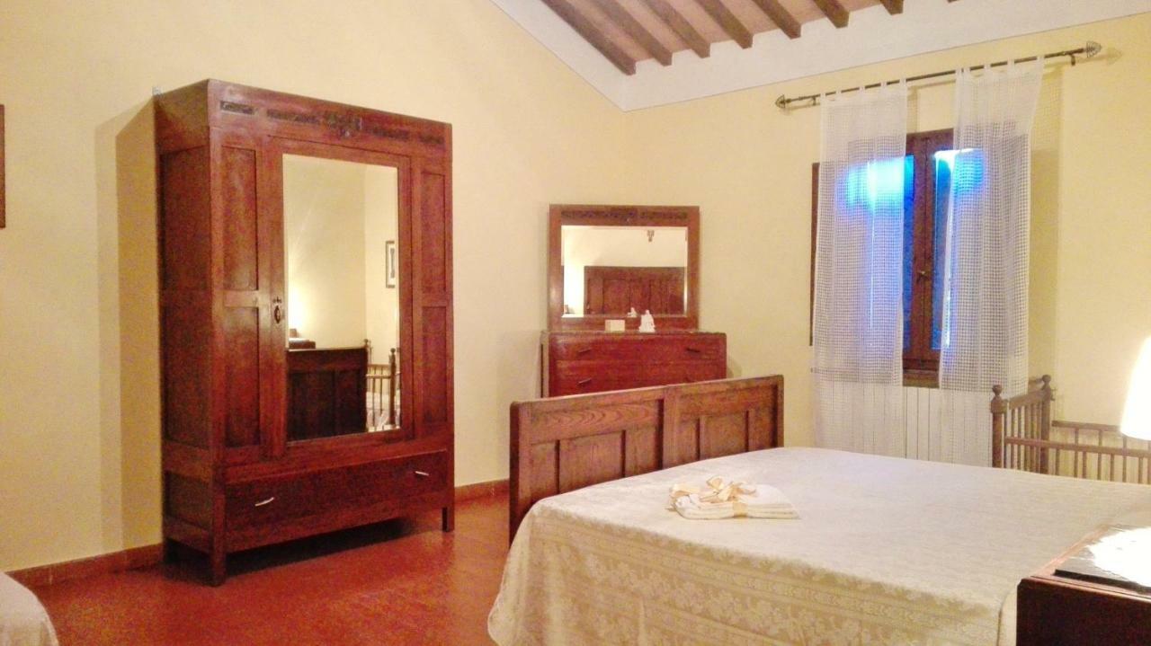 Podere Il Leccione Palaia Kültér fotó