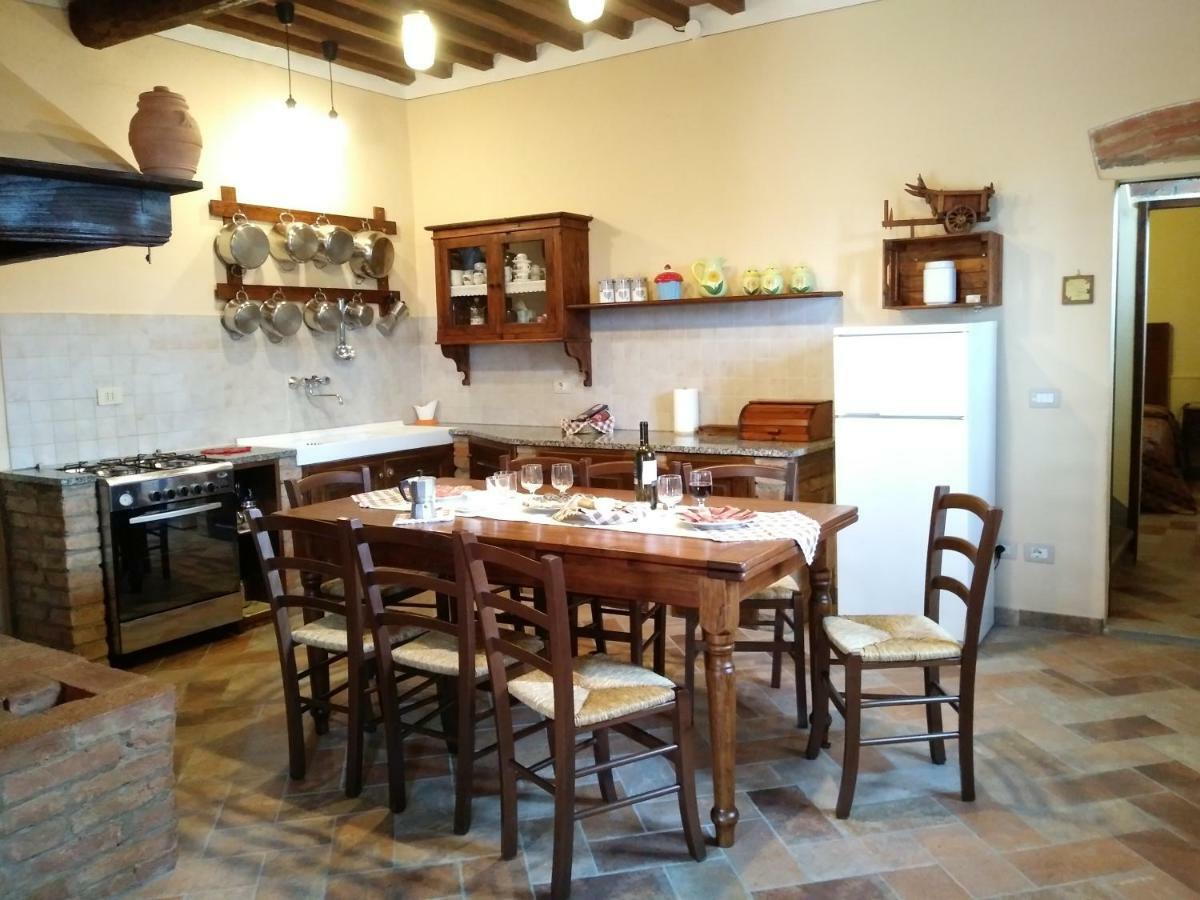 Podere Il Leccione Palaia Kültér fotó